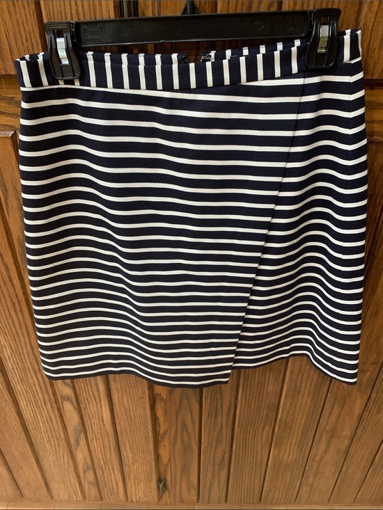 Ann Taylor Dresses & Skirts - Ann Taylor size Small skirt
Black and white stripes
Wrap around